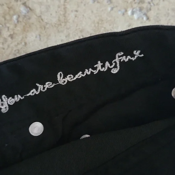 Dollhouse black shorts womans juniors size 9 - Picture 5 of 6